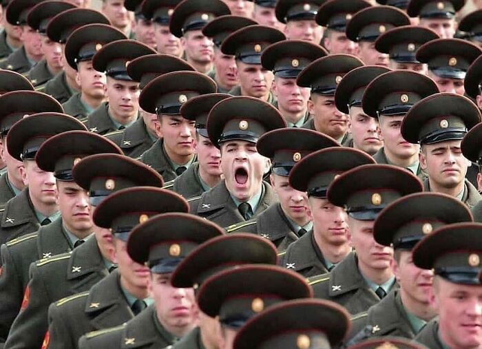 This Instagram Account Entertains More Than 500 Thousand Followers Daily With Its Street Photos