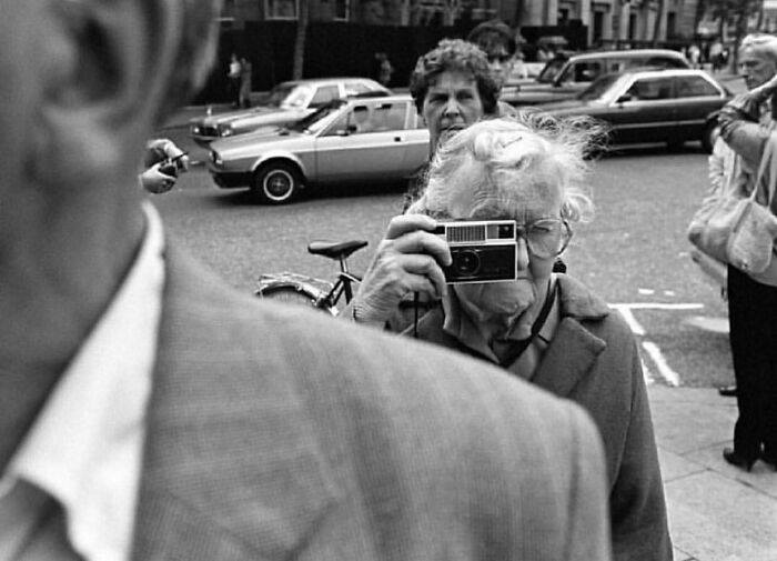 This Instagram Account Entertains More Than 500 Thousand Followers Daily With Its Street Photos