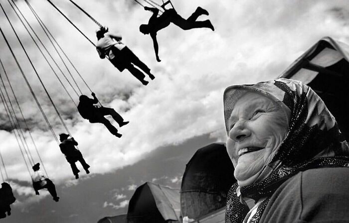 This Instagram Account Entertains More Than 500 Thousand Followers Daily With Its Street Photos