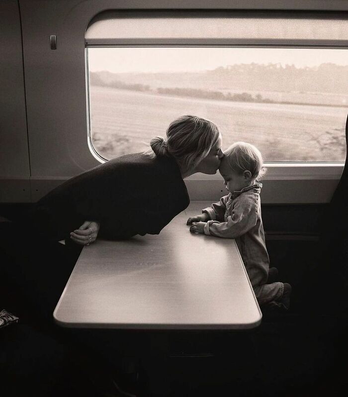 This Instagram Account Entertains More Than 500 Thousand Followers Daily With Its Street Photos