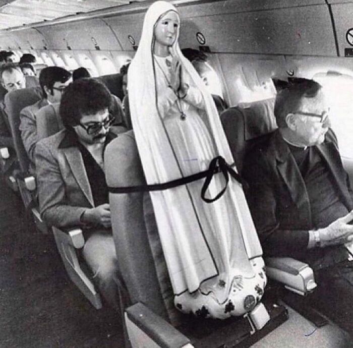 This Instagram Account Entertains More Than 500 Thousand Followers Daily With Its Street Photos