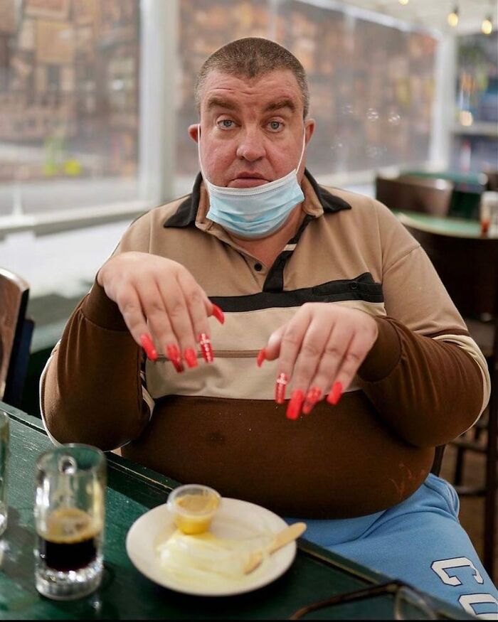 This Instagram Account Entertains More Than 500 Thousand Followers Daily With Its Street Photos