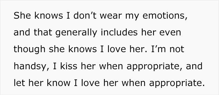 Girlfriend Complained That BF Isn't Affectionate Enough, He Fixed The Issue By Treating Her Like A Dog, And The Internet Doesn't Know What To Think Anymore