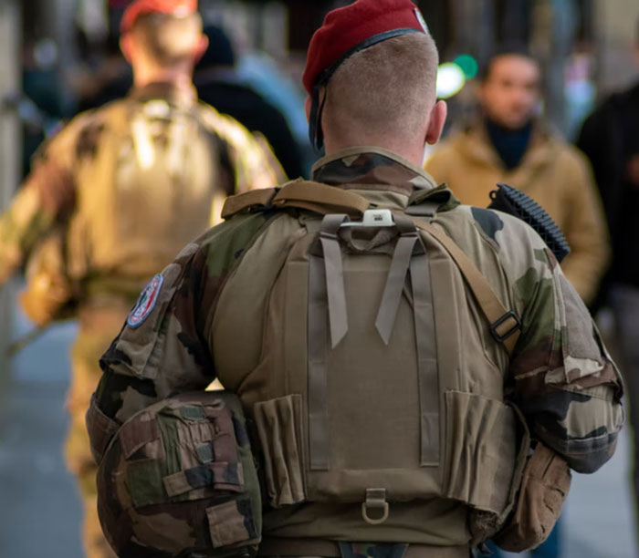 40 People Share The One Question They Got That Was So Dumb, They Thought The Person Must Be Joking, But They Were 100% Serious