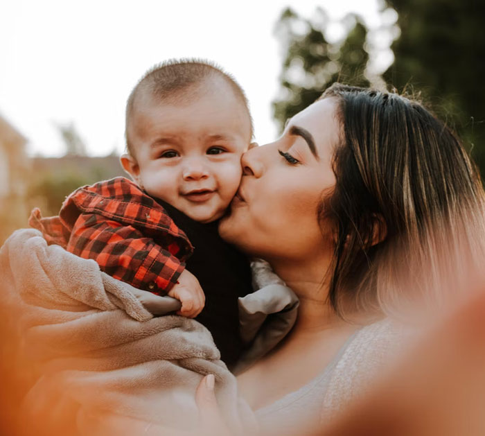 30 Mothers Who Regret Giving Birth Share Why