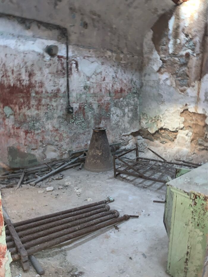 I Visited The Eastern State Penitentiary And Took Some Pictures