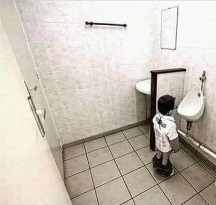 50 Of The Funniest Images From The 'Kids In Predicaments' Facebook Page