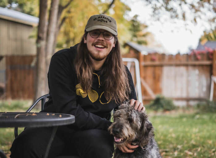 Delusional Boss Fires A High-Achieving Worker After He Refused To Cut His Hair Short For Work Delusional Boss Fires A High-Achieving Worker After He Refused To Cut His Hair Short For Work
