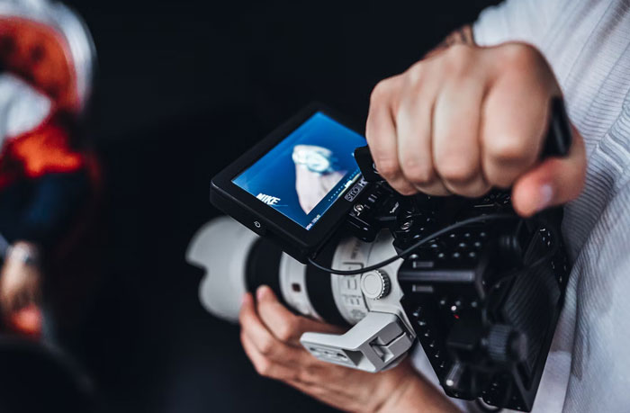 29 Camera Operators Get Really Honest About The Things They Get To See Behind The Scenes