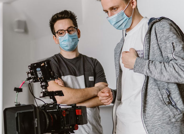 29 Camera Operators Get Really Honest About The Things They Get To See Behind The Scenes