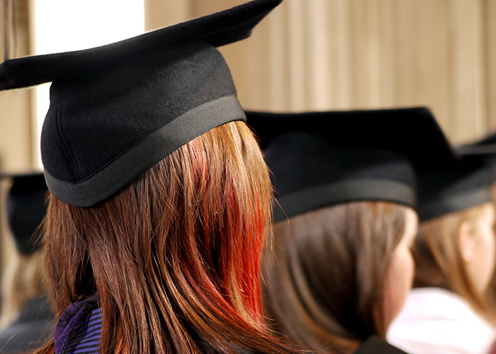 Someone Asks Women Who Refused To Marry Or Have Kids How Life Has Been, And They Deliver 30 Honest Responses