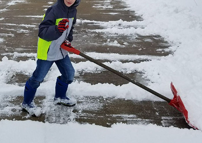 &ldquo;Am I Wrong For Not Paying The Kids That Shoveled My Driveway?&rdquo;