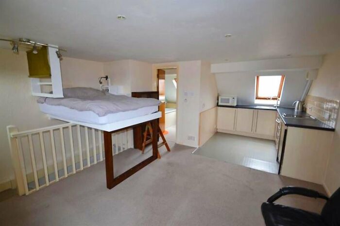 Bedrooms-With-Threatening-Auras