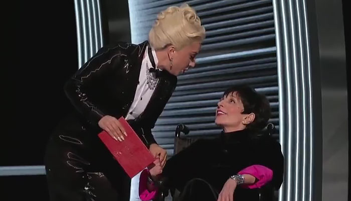 Dramatic Oscars Ceremony Finished Off With Heartwarming Wholesomeness Thanks To Lady Gaga Graciously Helping Liza Minnelli