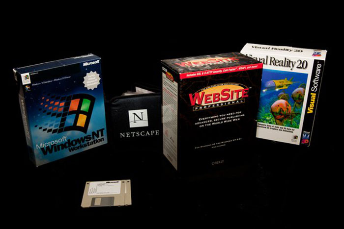 30 Things From The ’90s That Are No Longer Around Yet People In This Online Group Want Back