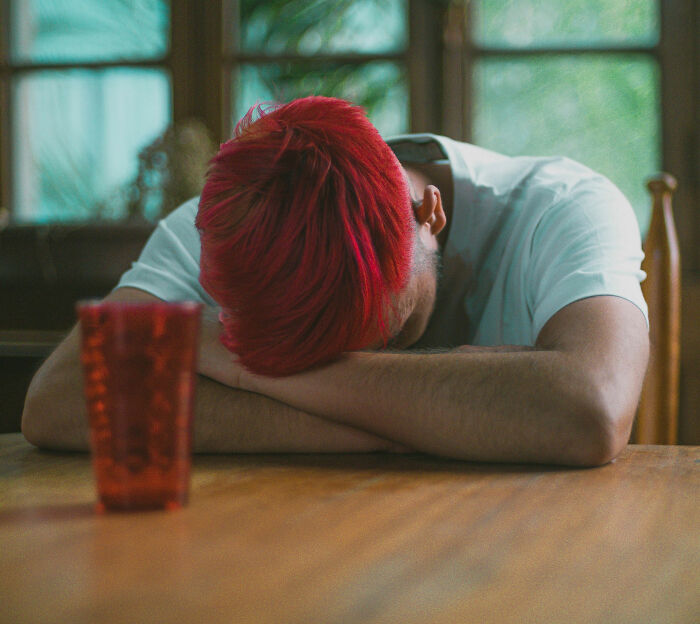 Someone Asked People To Share Red Flags From Employers That Potential Workers Might Not Immediately Spot, 30 Deliver