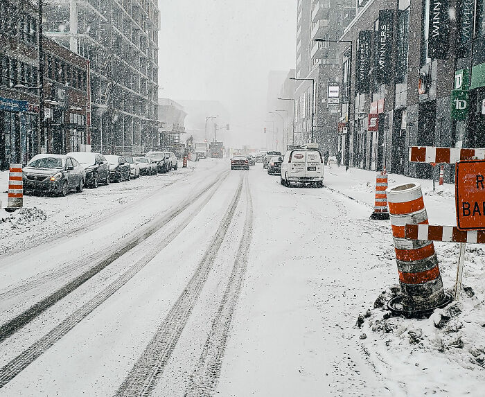 People Share 30 Things You Should Never Do In Canada