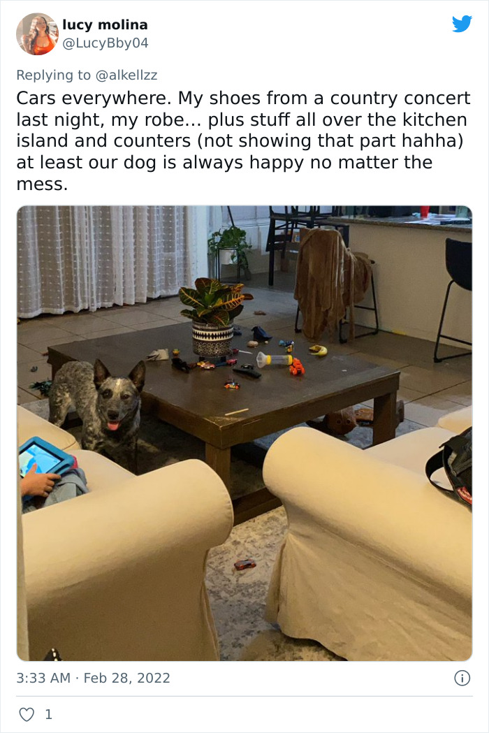 Mom Asked Parents To Post Honest And Unstaged Pictures Of Their Rooms, 33 People Deliver