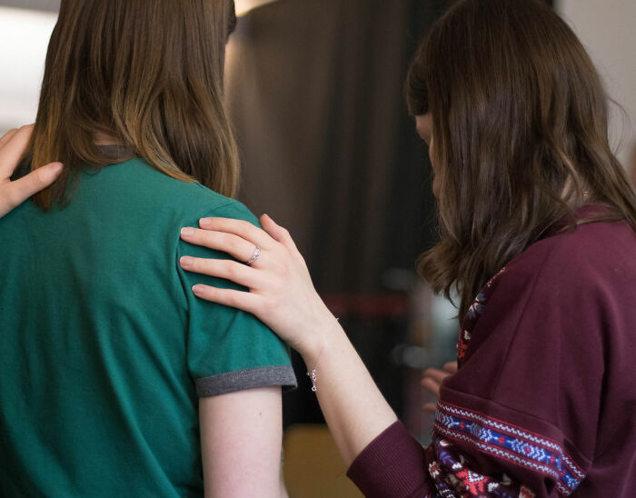 This Thread Has Women Sharing 30 Outdated Things Society Expects Them To Do