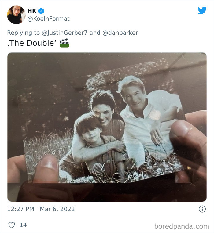 Poorly Photoshoped Family Photos In Movies