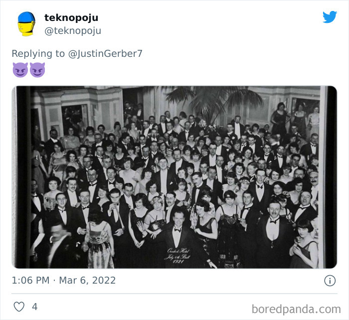 Poorly Photoshoped Family Photos In Movies