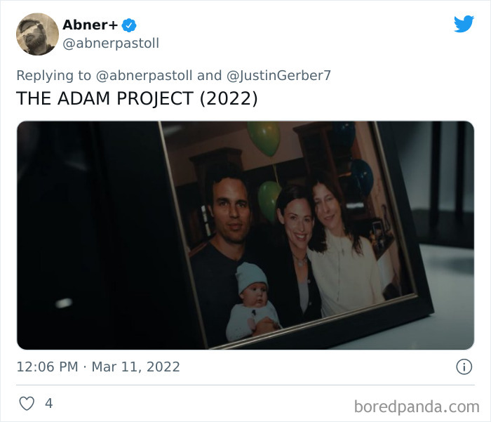 Poorly Photoshoped Family Photos In Movies