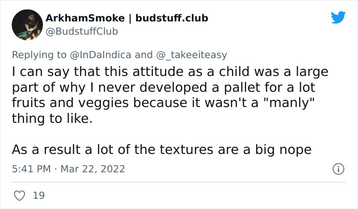 Woman On Twitter Belittles Men Who Order Fruity Or Mixed Drinks And 17 People Come To Teach Her A Lesson