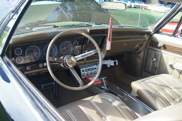 Mansplaining-Tiktok-2022