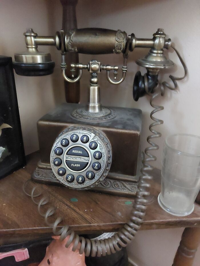 Cool Old-School Princess Phone. I Do Not Have A Land-Line But If I Did!! Lol