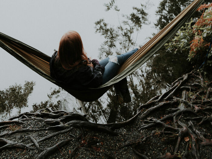 20 Mujeres comparten cosas anticuadas que la sociedad espera de ellas