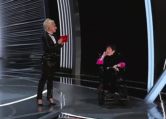 Dramatic Oscars Ceremony Finished Off With Heartwarming Wholesomeness Thanks To Lady Gaga Graciously Helping Liza Minnelli