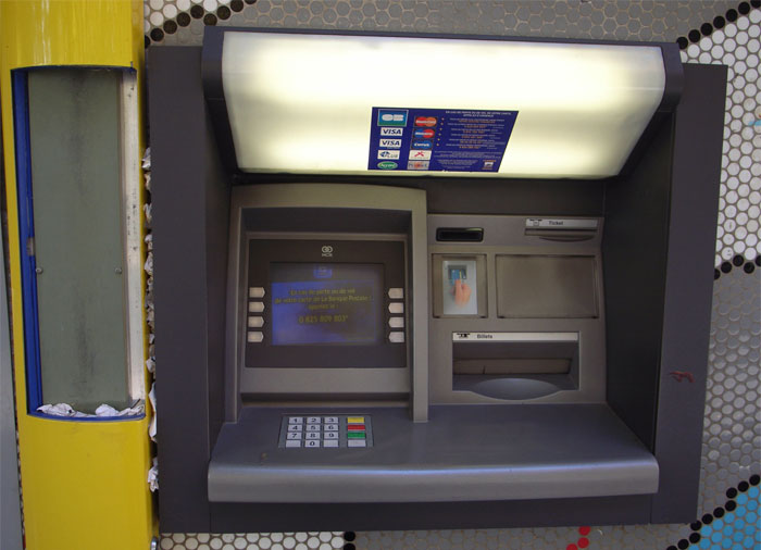 Men In This Online Community Shared 30 Times They Protected Women By Pretending To Be Friends With Them