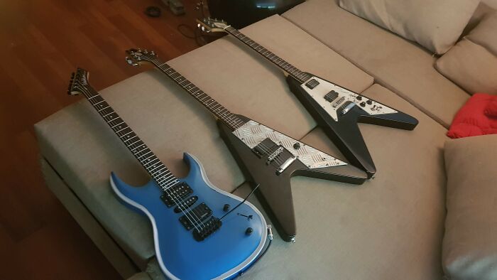 My Vee's And Superstrat