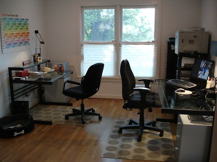 Folks Reveal 30 Seemingly Illegal Things That Are Actually Not Criminal At All, As Shared Online