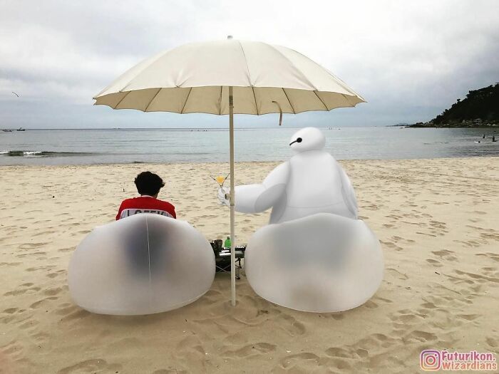 I Draw Fictional Characters To Strangers Pics I Find On The Instagram To Create Amusing Scenarios