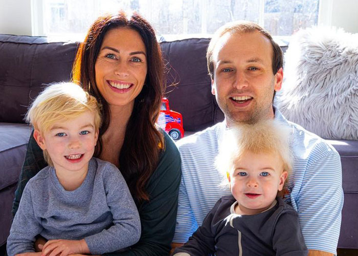 Happy Toddler Diagnosed With Uncombable Hair Syndrome Shows There Is No Such Thing As A Bad Hair Day