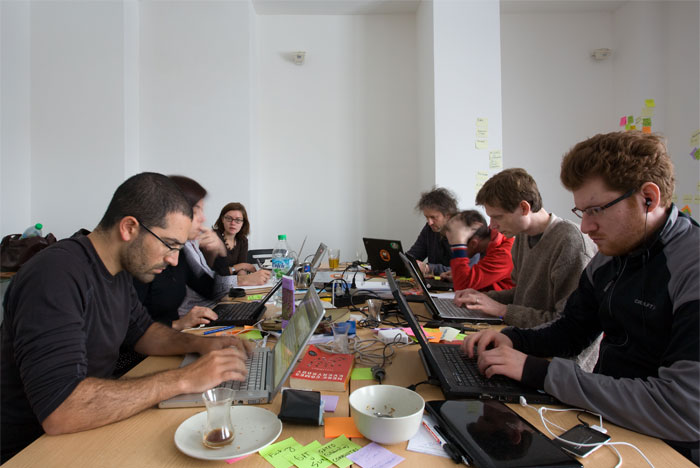 30 Common And Not-So-Common Corporate Lingo Folks Online Hate With A Passion