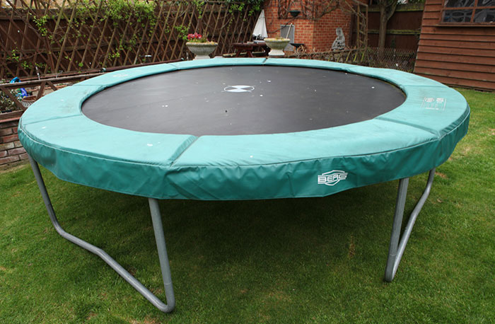 Person Asks “What’s Something You'd Love Getting As A Gift But No One Considers Giving You Because You're An Adult?”, 30 Folks Deliver