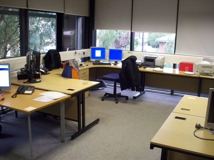 20 Personas de este grupo online exponen a los idiotas que tienen que soportar en sus propias vidas