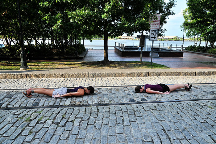 30 Unexplainable Situations That Happened In Broad Daylight And Caught People Off Guard, As Shared By Folks Online