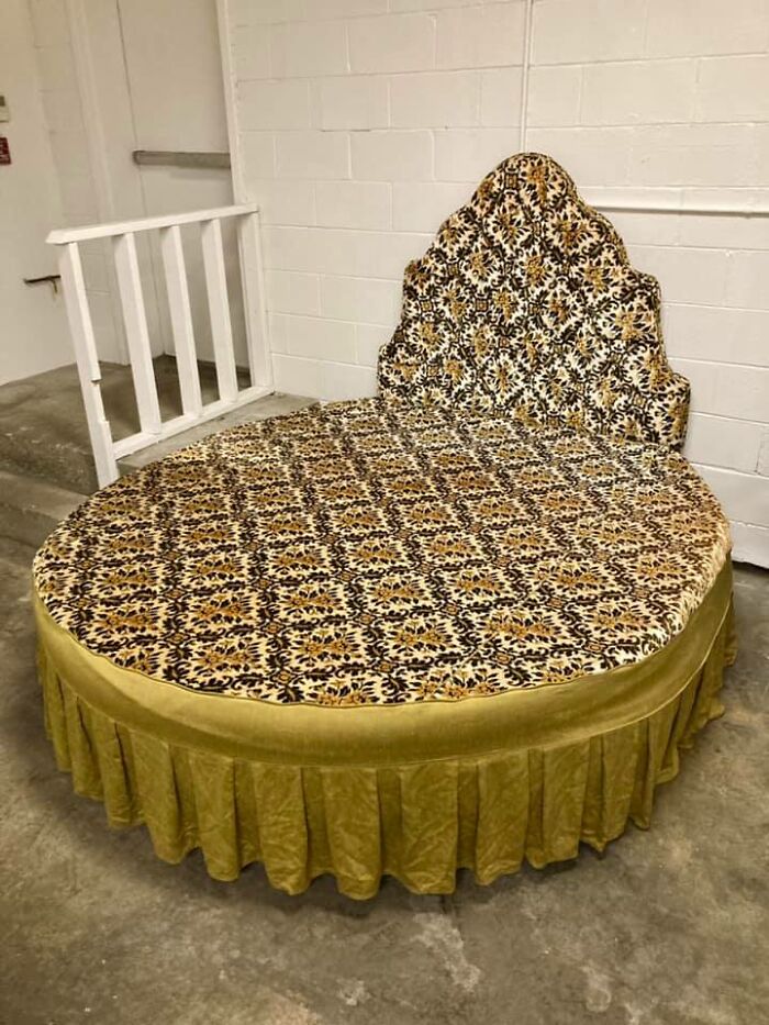 Bedrooms-With-Threatening-Auras