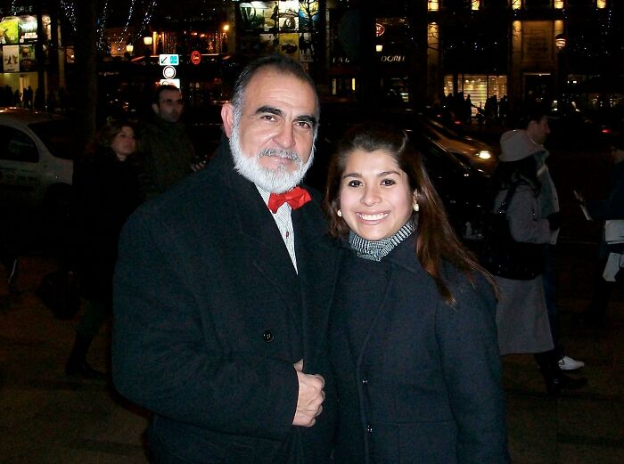 My Sister Went To Paris And Saw Sean Connery Taking Pictures With All These People. She Muscled Her Way In And Asked For A Photo, All Pleased