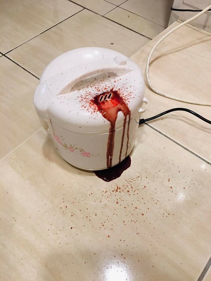 Preparamos arroz rojo, pero añadimos demasiada agua