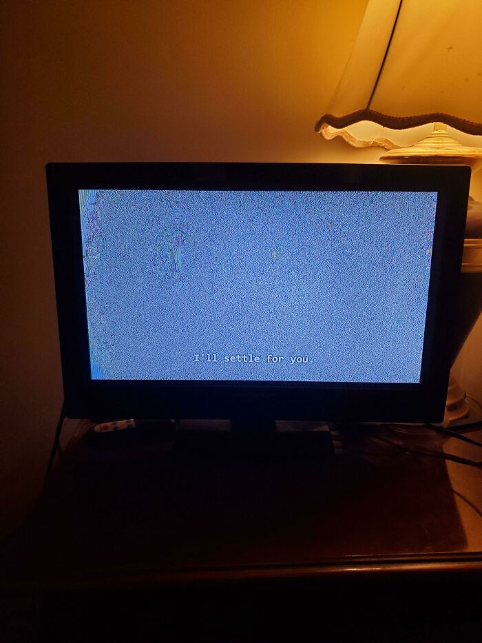 I Left Netflix Running In My Bedroom This Morning And Came Back To See This Frozen On The Screen