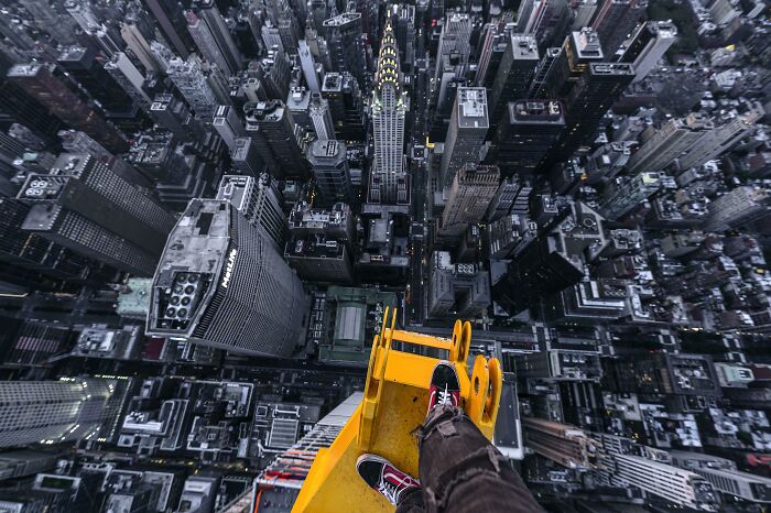 1400 Ft Above New York City
