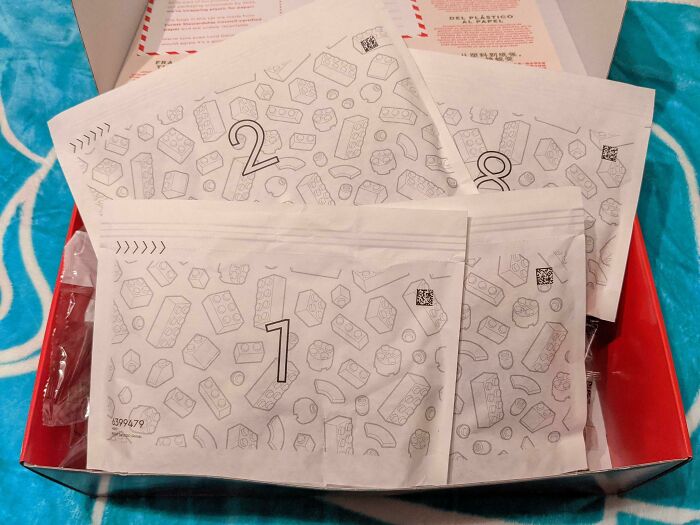 LEGO Starts To Pack Their Sets In The Paper Bags Instead Of The Plastic Ones