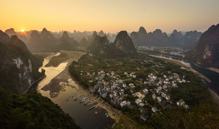 Yesterday's Sunset From Xingping, China Absolutely Blew My Mind. I Would 1000% Recommend Staying A Night In The Town Just To See This View In Real Life. The City Is Only 20mins (Via Bullet Train) South Of Guilin