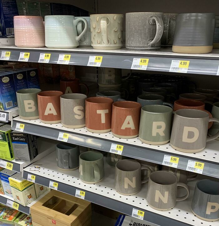 Alguien se aburría en la tienda