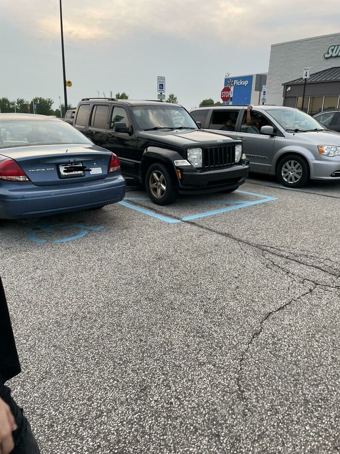 Visto hoy en el Walmart de mi localidad