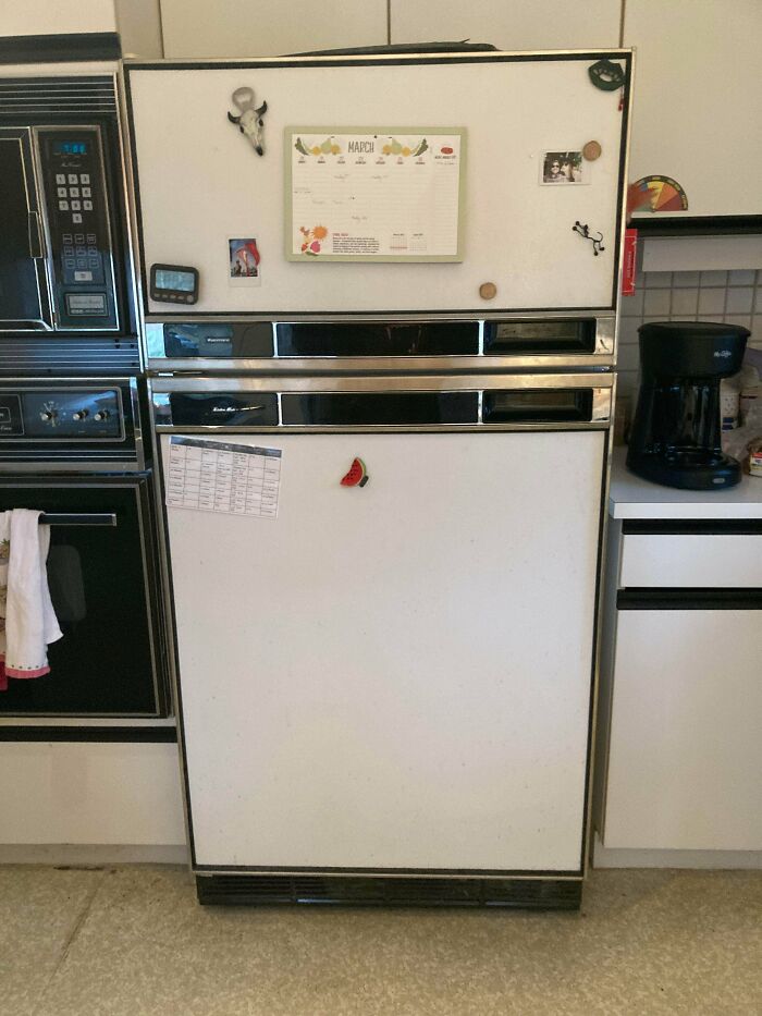 My Kenmore Refrigerator From The Mid 80s. Still Running Strong